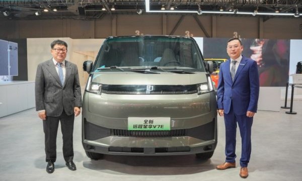 香港车展全球首发！全新远程星享V7E实力引领“中国VAN”全球化征程