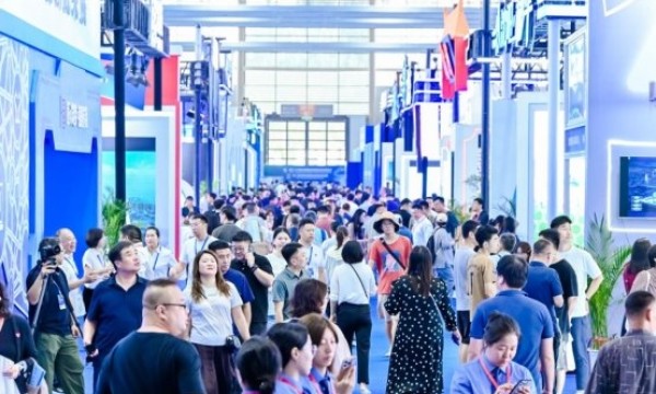 金杯携海狮王亮相制博会，展现“沈阳制造”新实力